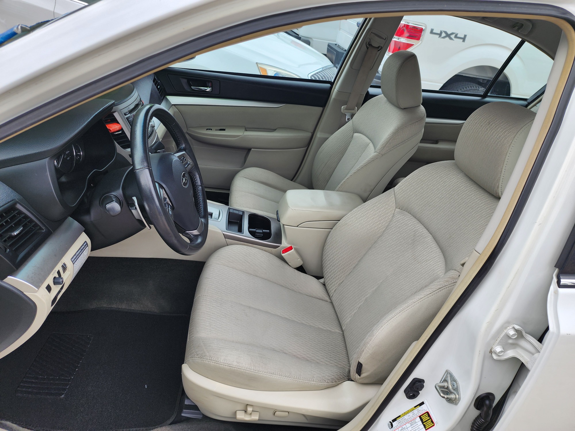 2012 DIAMOND WHITE Subaru Legacy Premium (4S3BMCB61C3) with an 2.5L H4 SOHC 16V engine, Continuously Variable Transmission transmission, located at 2660 S.Garland Avenue, Garland, TX, 75041, (469) 298-3118, 32.885387, -96.656776 - Photo #11